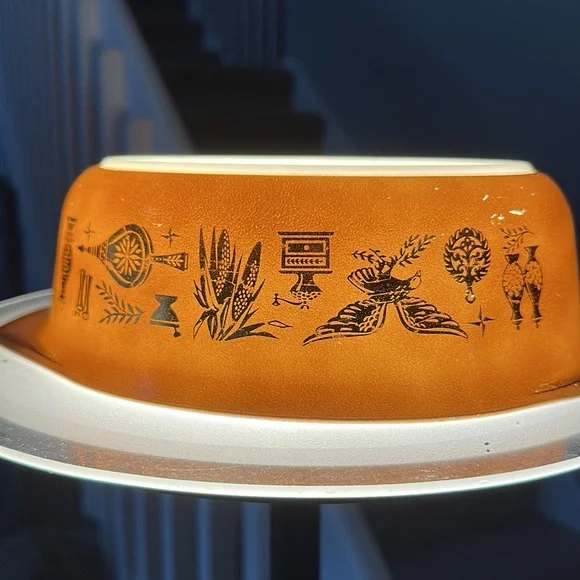 PYREX Early American 043 1.5 qt Casserole with lid - Picture 5 of 6